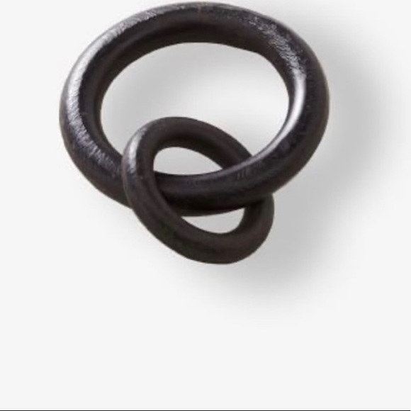 Pottery Barn Cast Iron Black Curtain Round Rings 1.75 Diameter. - Picture 2 of 2